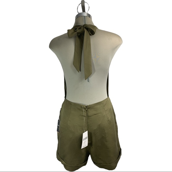 * NEW * Olive Jumpsuit - Short Open Back Size S - Picture 12 of 15